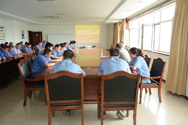 B体育官方开户党总支组织党员学习习近平总书记讲话参观焦裕禄纪念馆活动